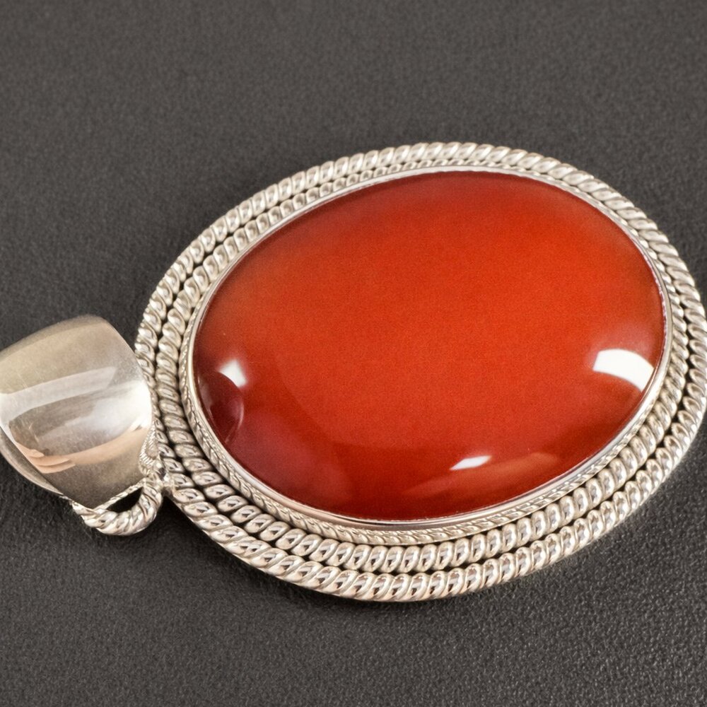 🌟 925 Sterling Silver Carnelian Cabochon Pendant – 20g – Indonesia 🌟
